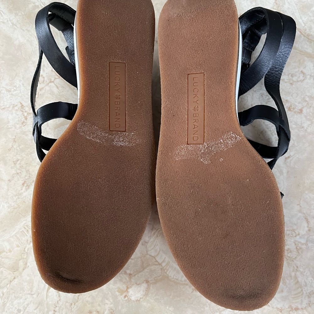 Lucky Brand Black‎ Platform Sandals with Leather Straps - Picture 6 of 9